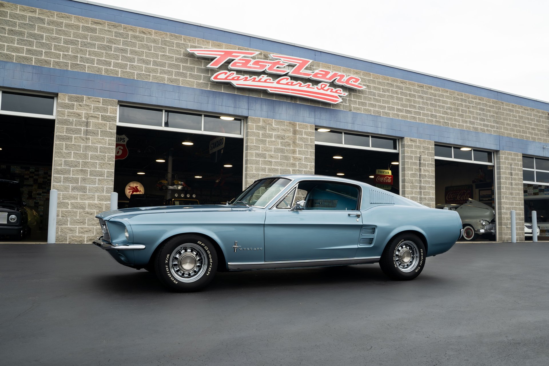 1967 ford mustang