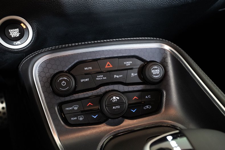 2017 Dodge Challenger