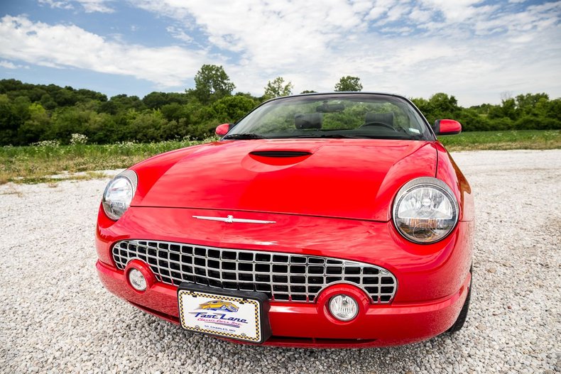 2002 Ford Thunderbird