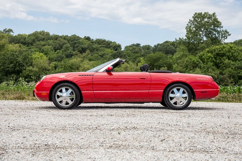 2002 Ford Thunderbird