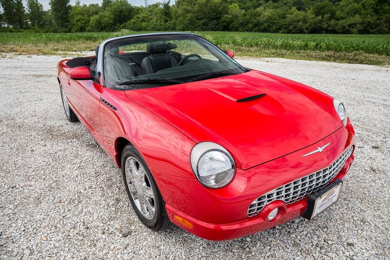 2002 Ford Thunderbird
