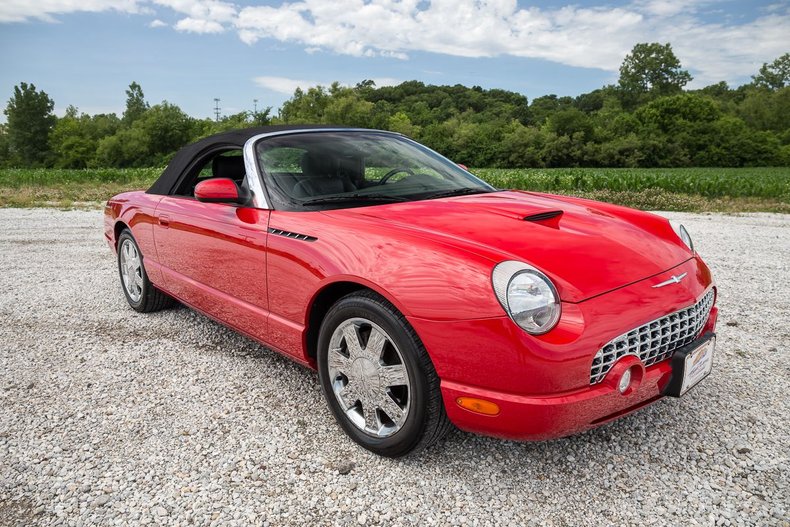 2002 Ford Thunderbird