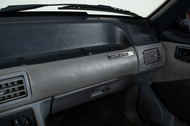 1987 Ford Mustang