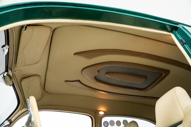 1940 Ford Tudor Sedan