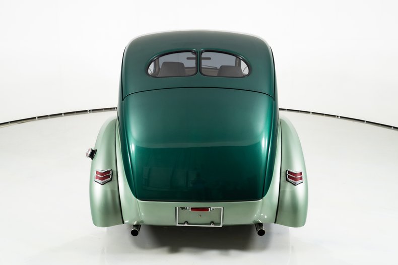 1940 Ford Tudor Sedan