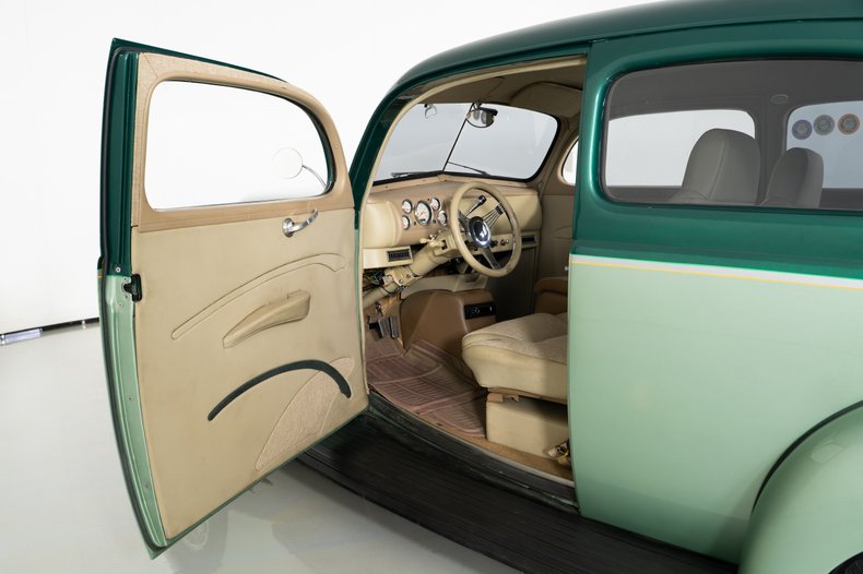 1940 Ford Tudor Sedan