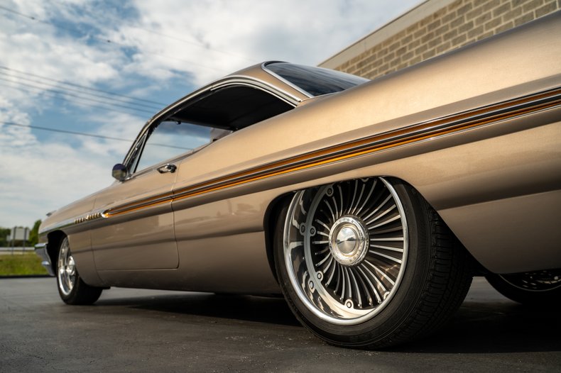 1961 Pontiac Bonneville