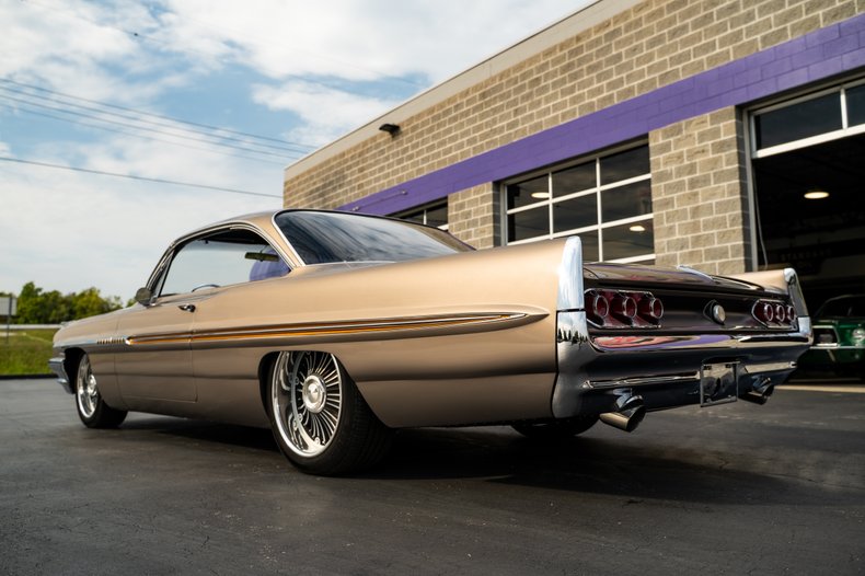 1961 Pontiac Bonneville