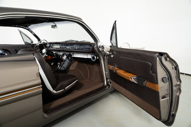 1961 Pontiac Bonneville