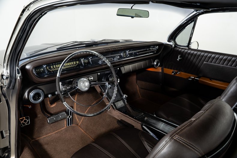 1961 Pontiac Bonneville