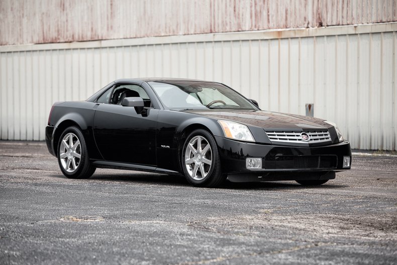 2005 Cadillac XLR