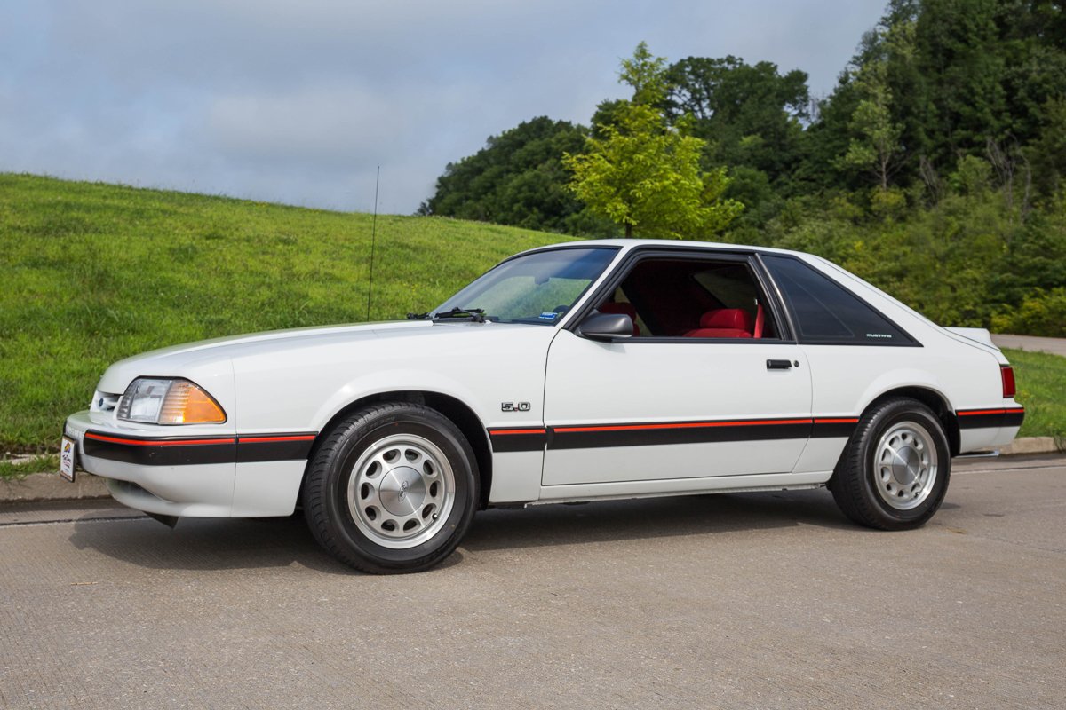1987 ford mustang lx