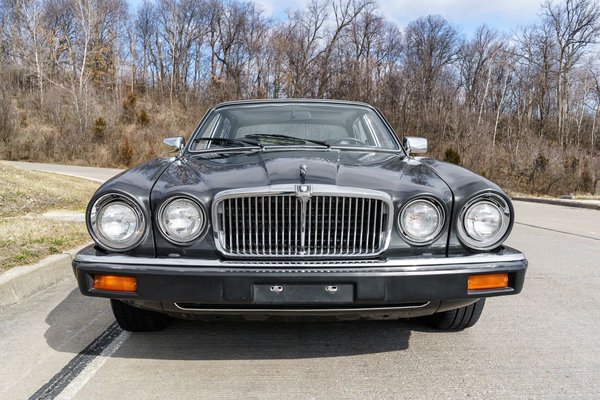 1985 Jaguar XJ6