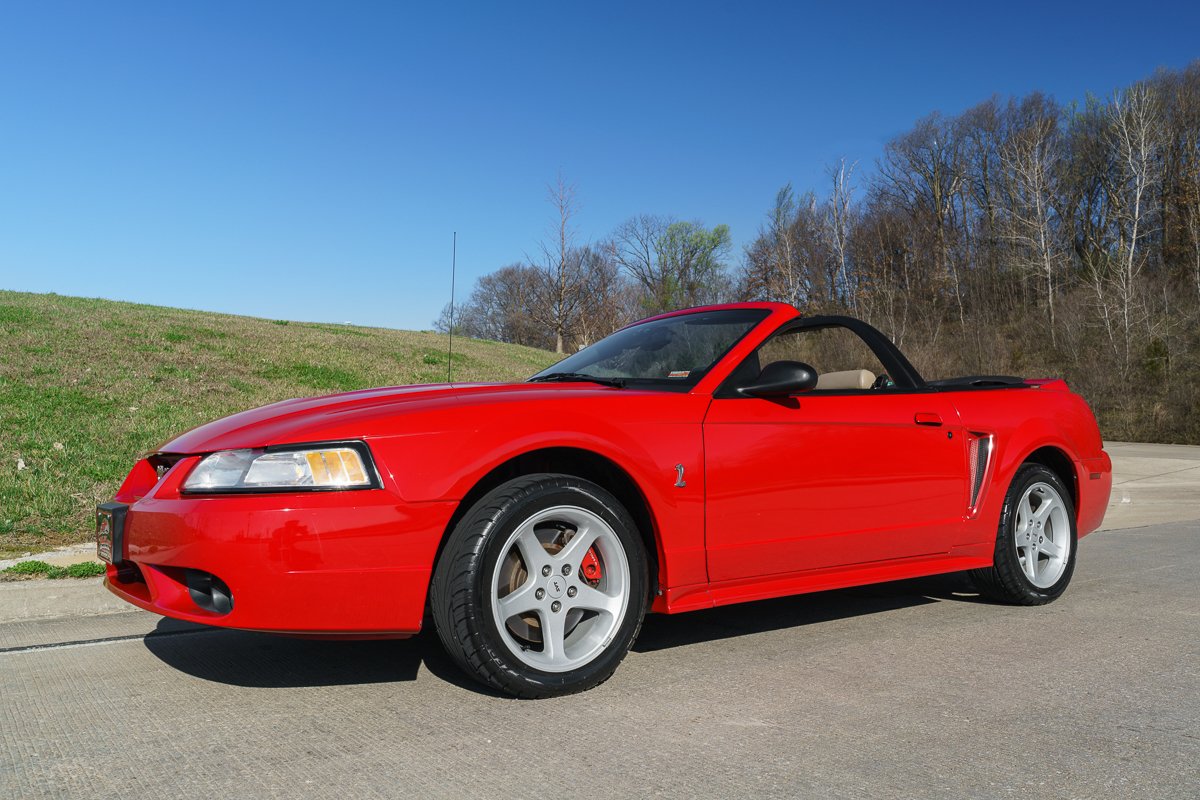 1999 ford mustang cobra