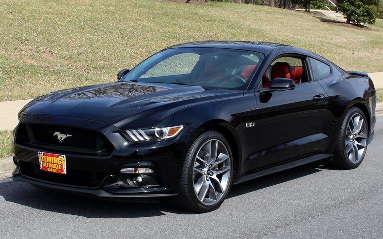  Ford Mustang 2015 |  2015 Ford Mustang GT a la venta para comprar o comprar Coyote 5.0 6 velocidades bajas millas |  Flemings Ultimate Garage Autos clásicos, Muscle Cars, Autos exóticos, Camaro, Chevelle,