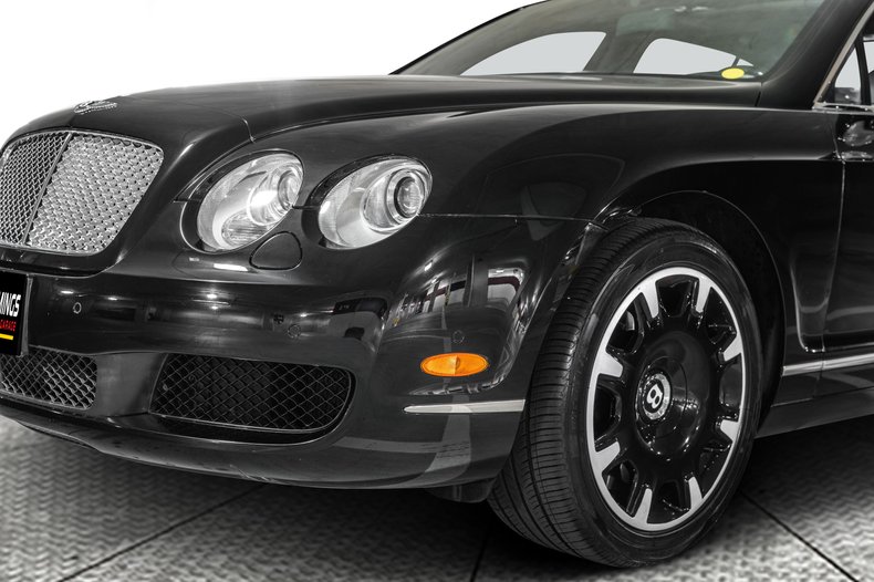 2006 Bentley Continental Flying Spur 32