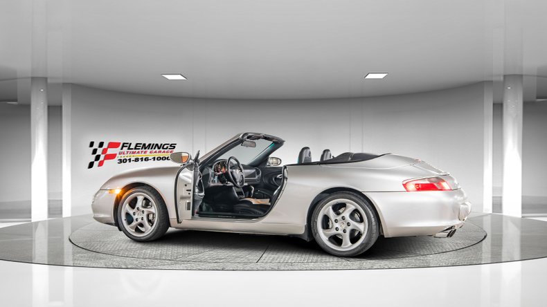2003 Porsche 911 14