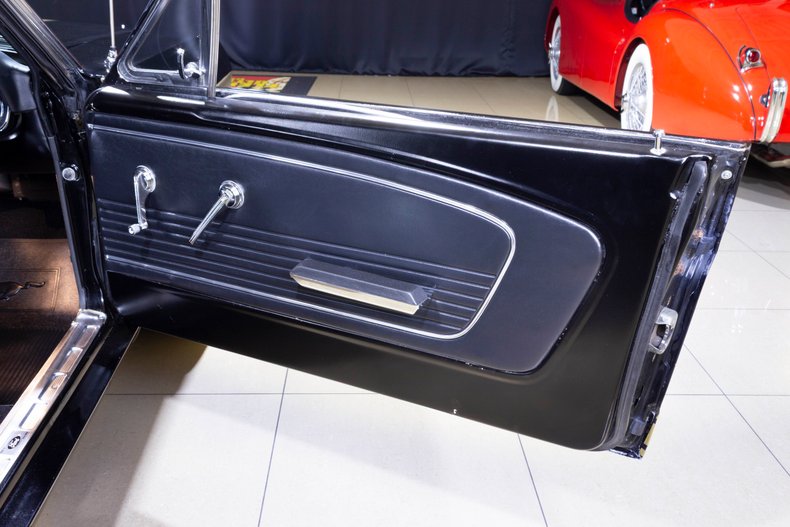 1965 Ford Mustang 109