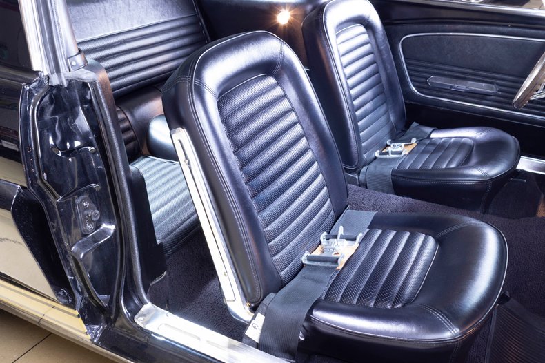 1965 Ford Mustang 103