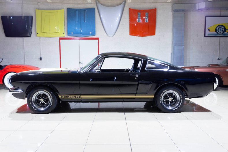 1965 Ford Mustang 18