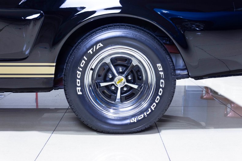 1965 Ford Mustang 24