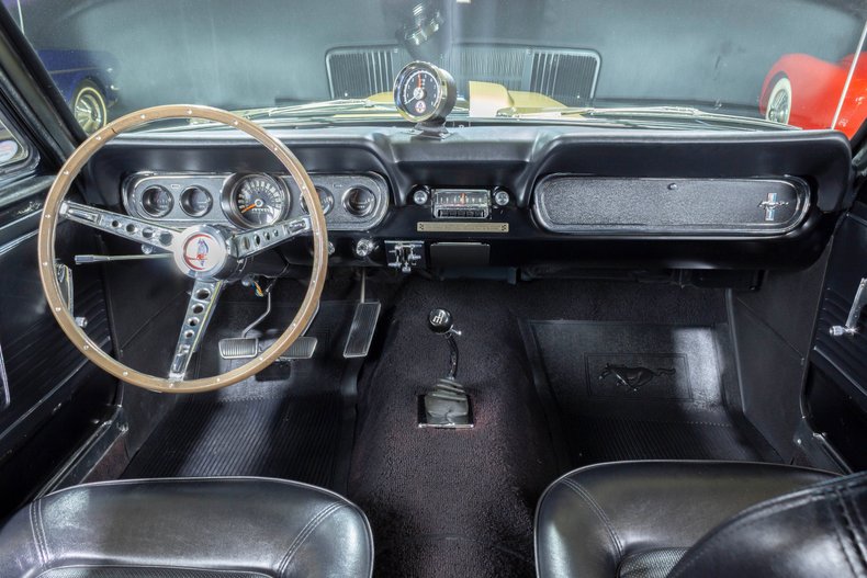 1965 Ford Mustang 102