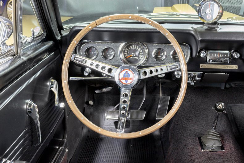 1965 Ford Mustang 100
