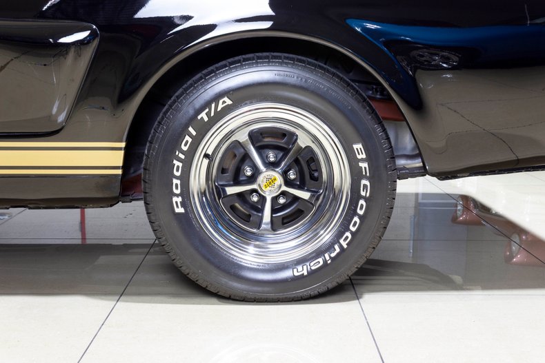 1965 Ford Mustang 28