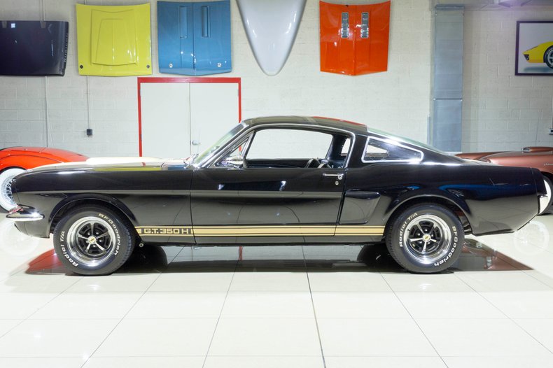 1965 Ford Mustang 22