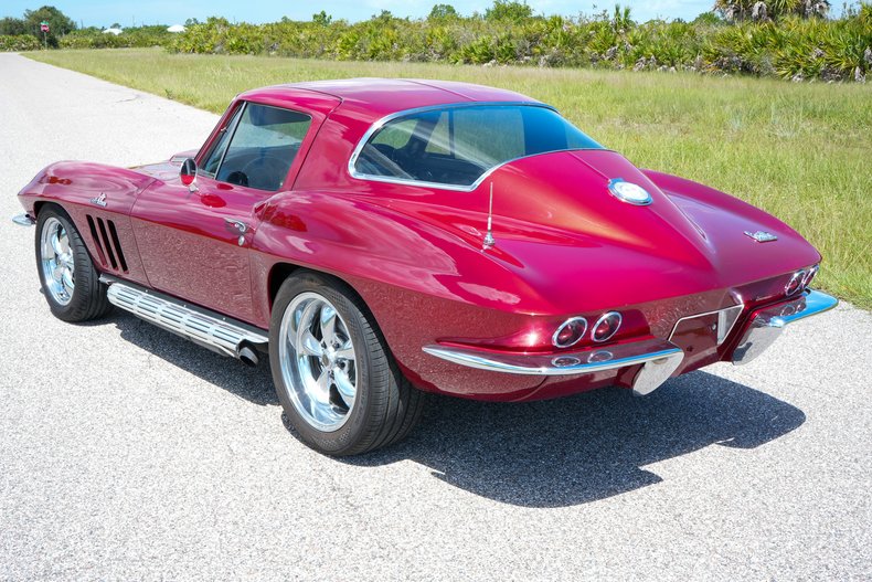 1966 Chevrolet Corvette 4