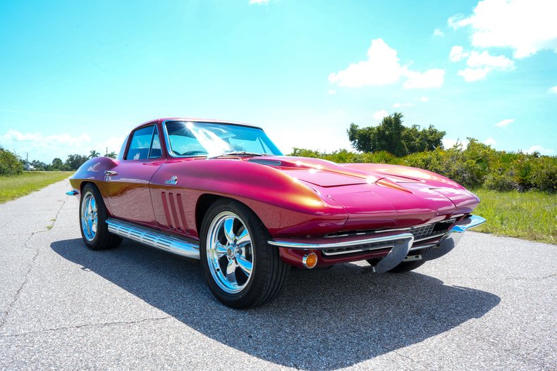 1966 Chevrolet Corvette 10