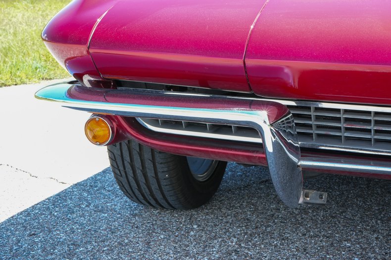 1966 Chevrolet Corvette 19