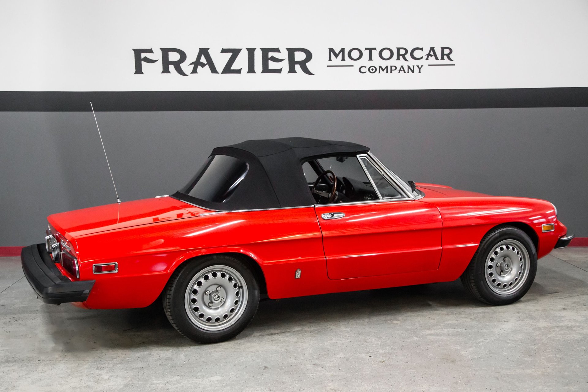 Alfa Romeo 2000 spyder 1/43 ポリトーイNo.41 1975 Alfa Romeo 2000 Spider Veloce | Frazier Motorcar Company, LLC