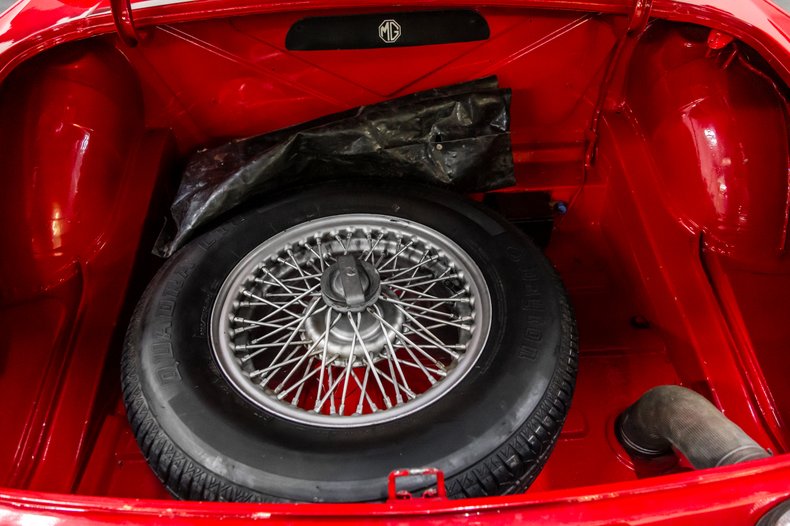1976 MGB B ROADSTER