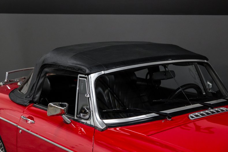 1976 MGB B ROADSTER