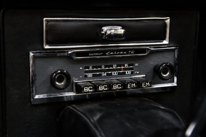 1965 Jaguar E TYPE ROADSTER