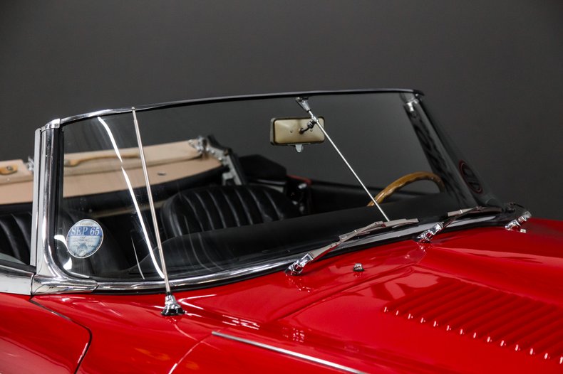 1965 Jaguar E TYPE ROADSTER