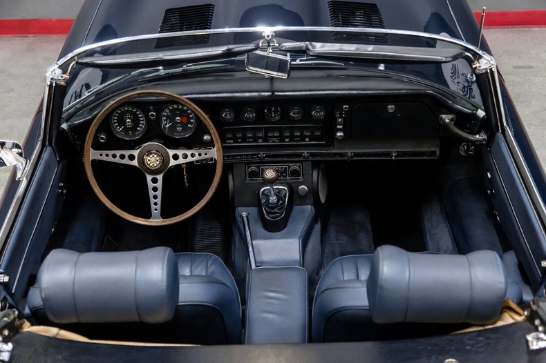 1971 Jaguar E TYPE ROADSTER