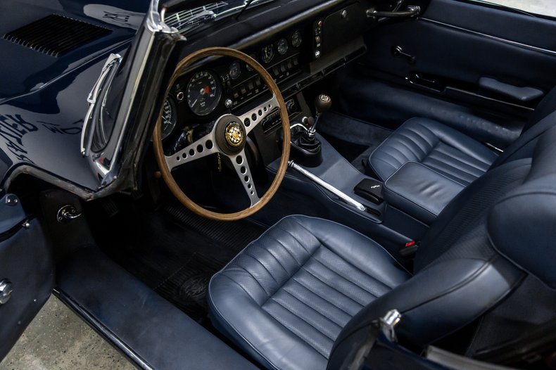 1971 Jaguar E TYPE ROADSTER