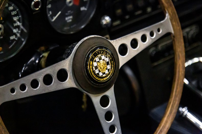 1971 Jaguar E TYPE ROADSTER