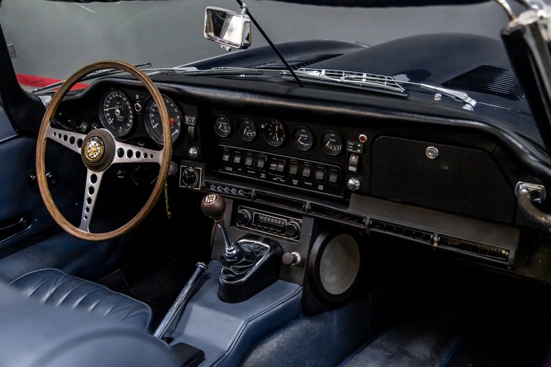 1971 Jaguar E TYPE ROADSTER