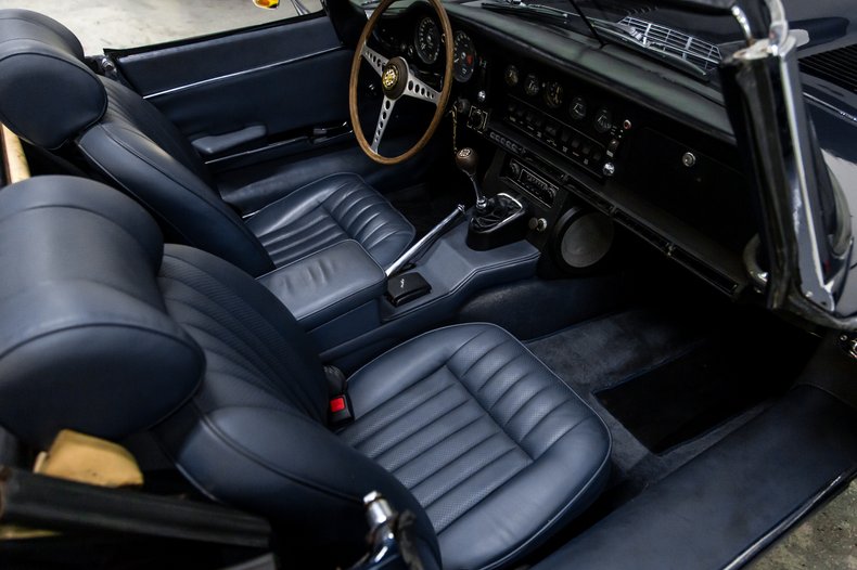 1971 Jaguar E TYPE ROADSTER