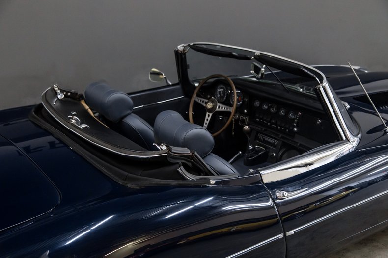 1971 Jaguar E TYPE ROADSTER