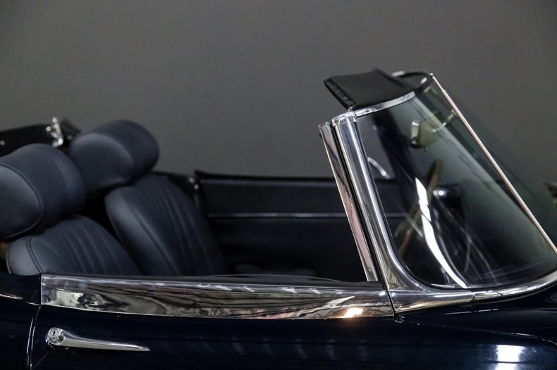 1971 Jaguar E TYPE ROADSTER