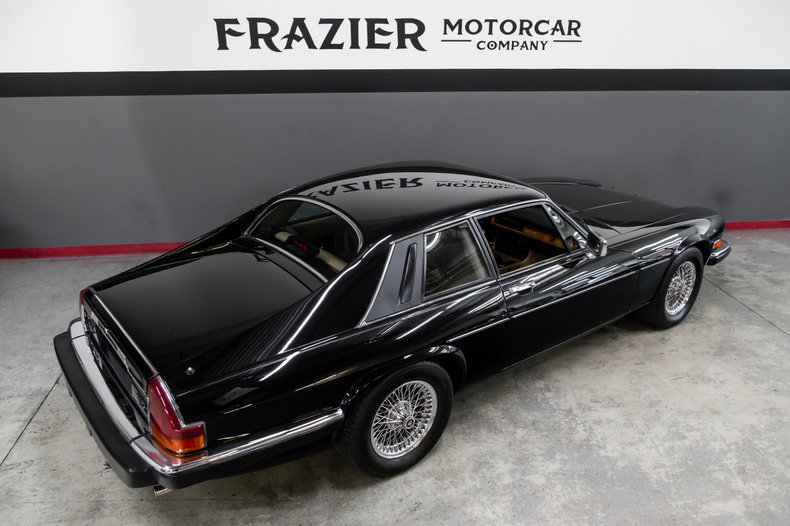 1989 Jaguar XJS BLACK/TAN COUPE