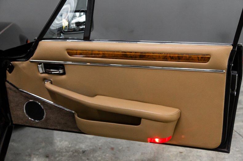 1989 Jaguar XJS BLACK/TAN COUPE