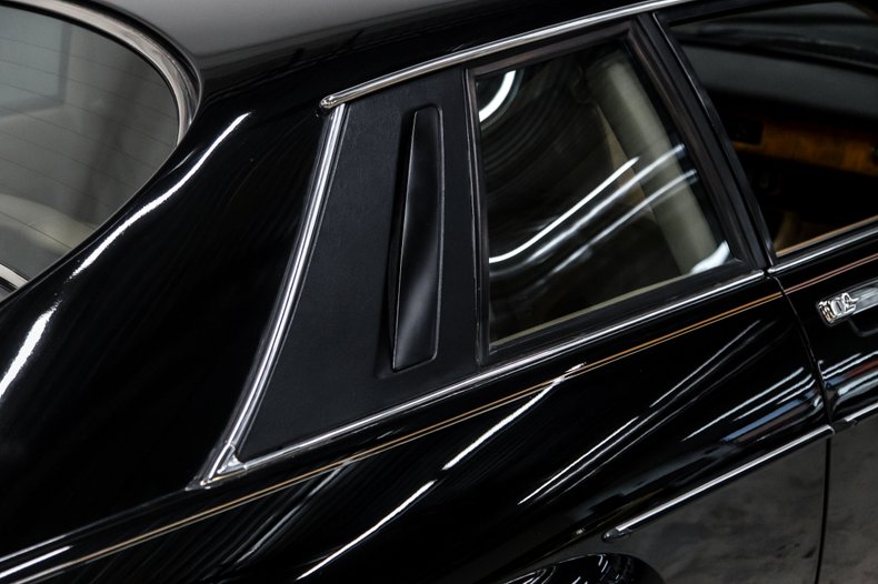 1989 Jaguar XJS BLACK/TAN COUPE