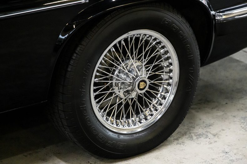 1989 Jaguar XJS BLACK/TAN COUPE