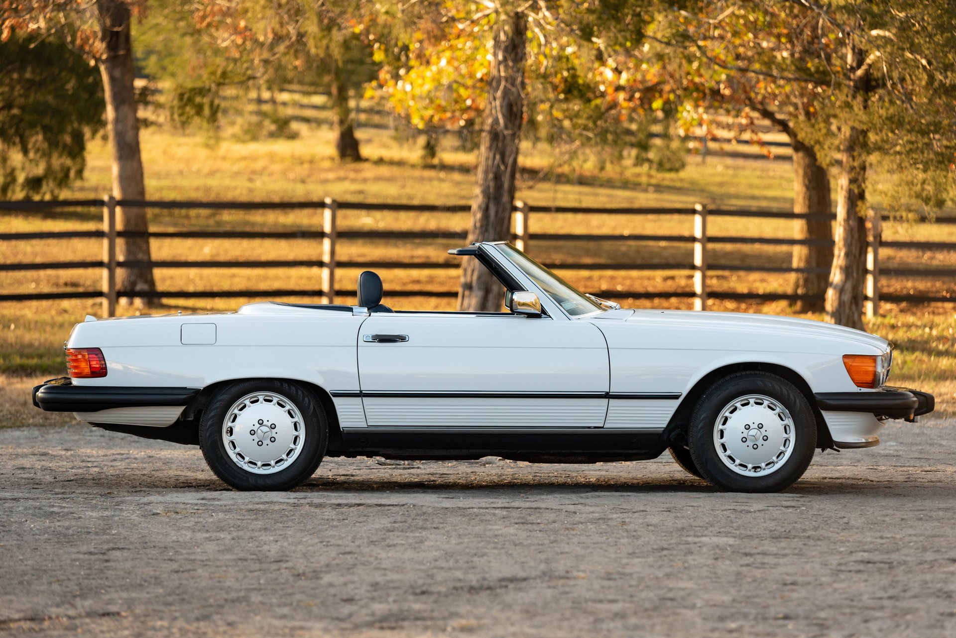 For Sale 1988 Mercedes-Benz 560 SL