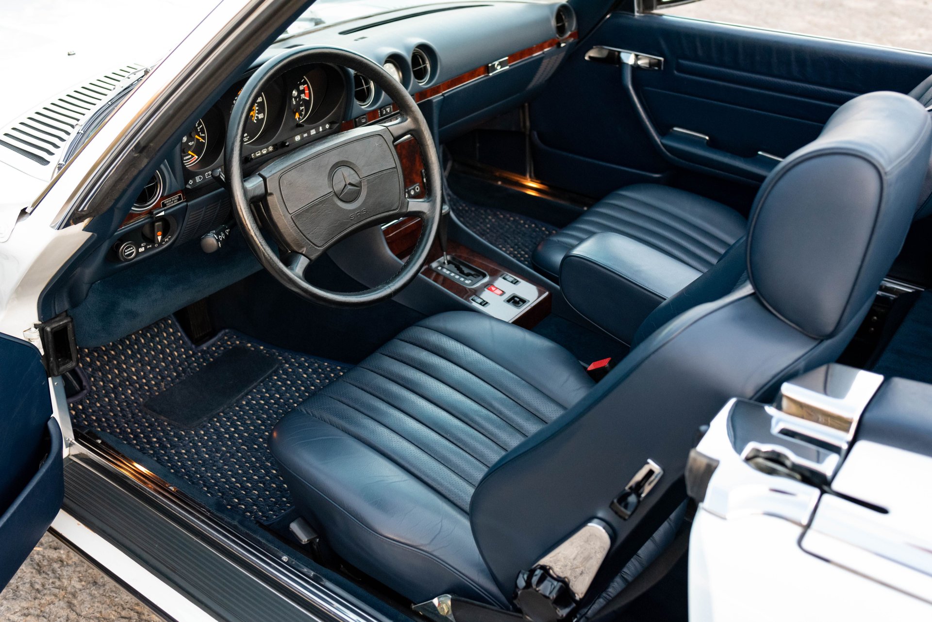 For Sale 1988 Mercedes-Benz 560 SL